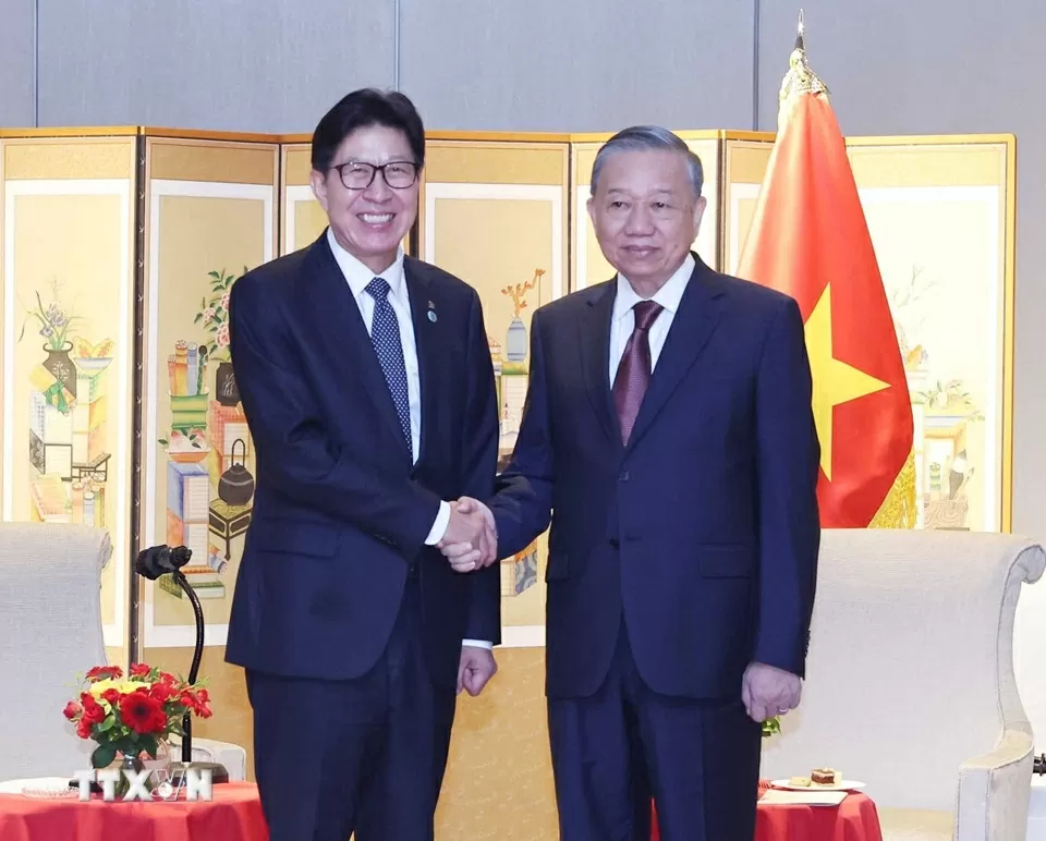 Party General Secretary To Lam urges RoK’s Busan to expand cooperation with Vietnamese localities