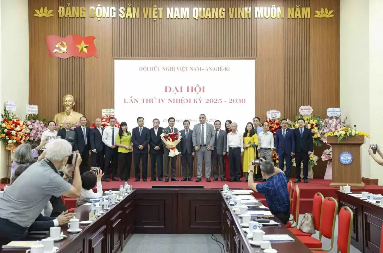 Promoting Vietnam-Algeria People-to-People Exchange in the New Period