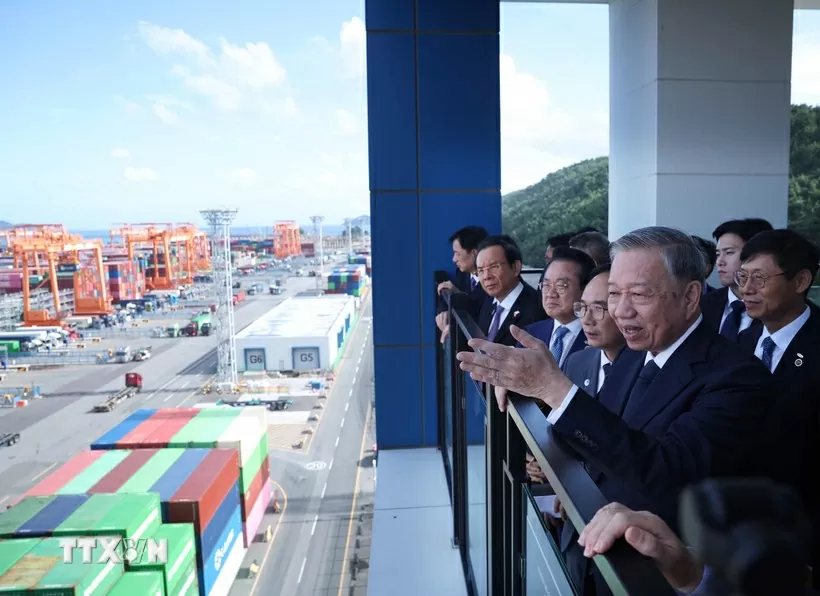 Party General Secretary To Lam visits Busan Port, highlights potential of Vietnam – RoK maritime cooperation