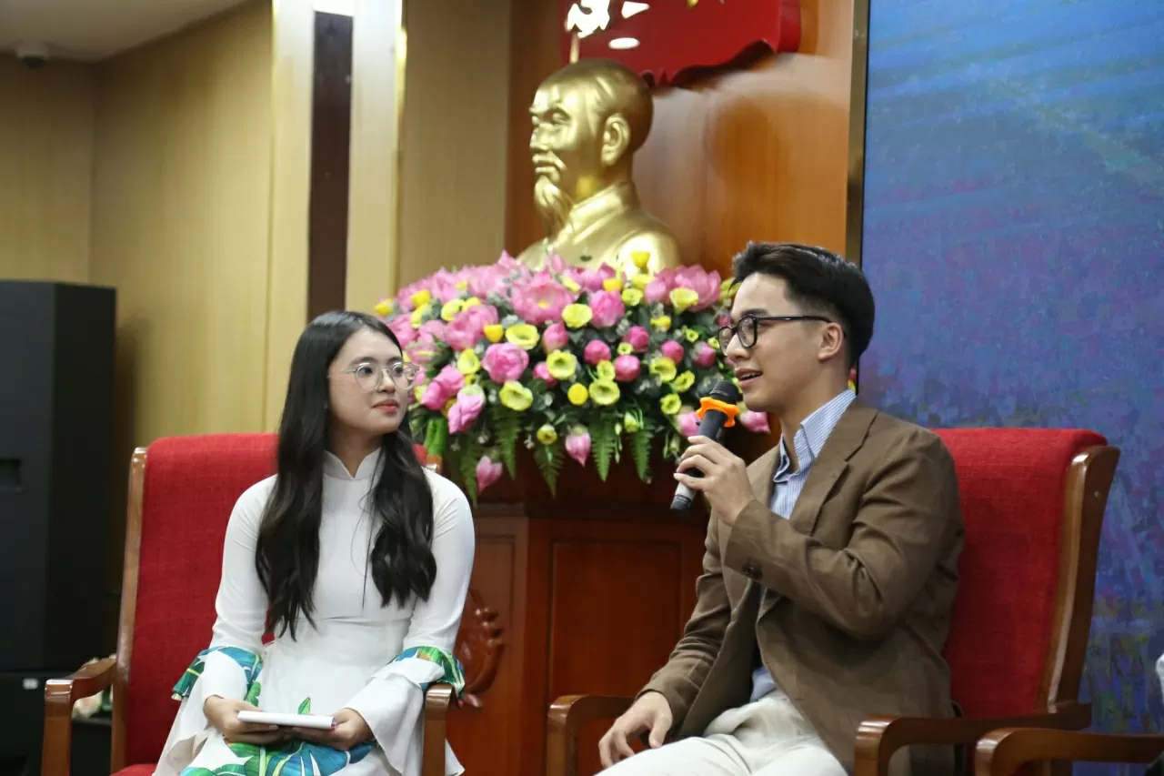 ‘Gen Z’ Diplomacy: Bringing Vietnamese Identity to the World ‘Gen Z’ Diplomacy: Bringing Vietnamese Identity to the World