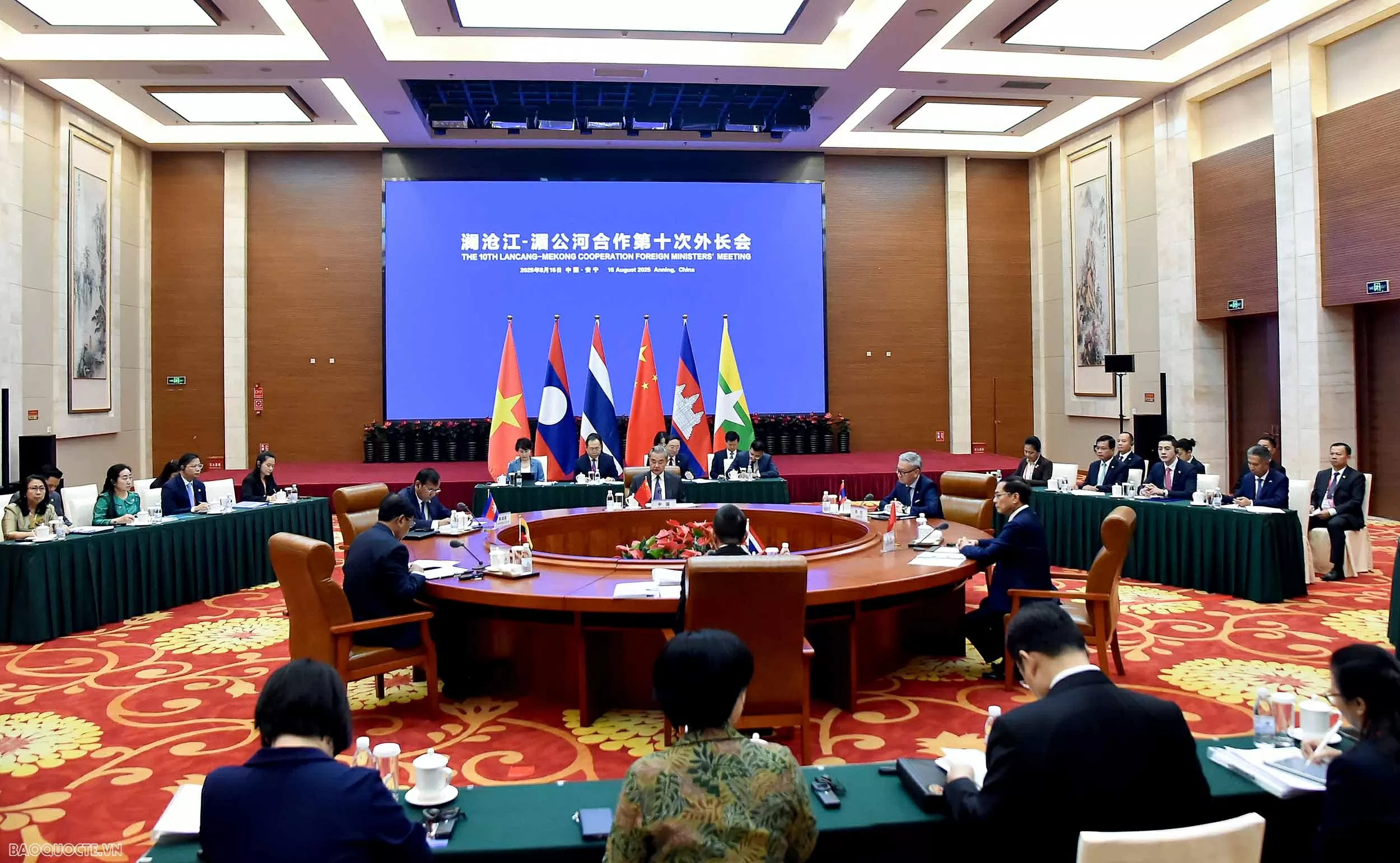 Deputy PM, FM Bui Thanh Son attends 10th MLC Foreign Ministers’ Meeting, urges stronger Mekong–Lancang cooperation