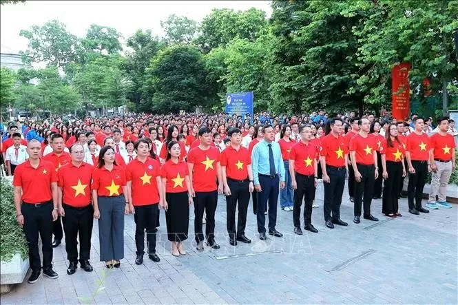 Youth nationwide join “I Love My Fatherland” flag salute ceremony
