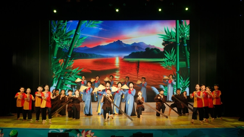 Nghe An youth preserve Vi and Giam folk songs