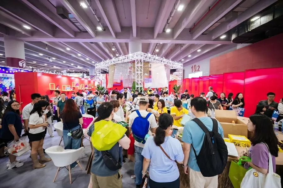 Vietnamese Cultural Space leaves a strong impression at the International Book Fair in Chinas Guangdong