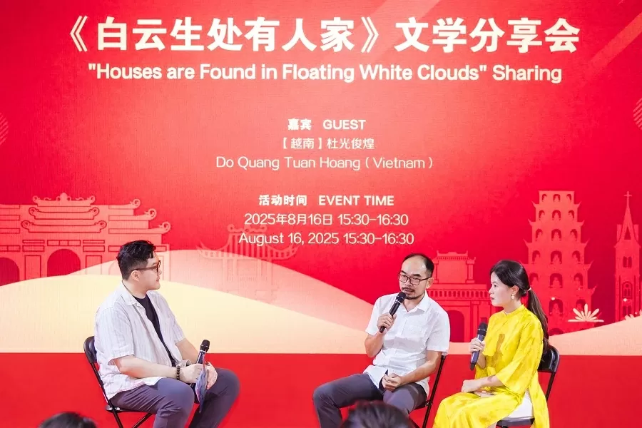Vietnamese Cultural Space leaves a strong impression at the International Book Fair in Chinas Guangdong