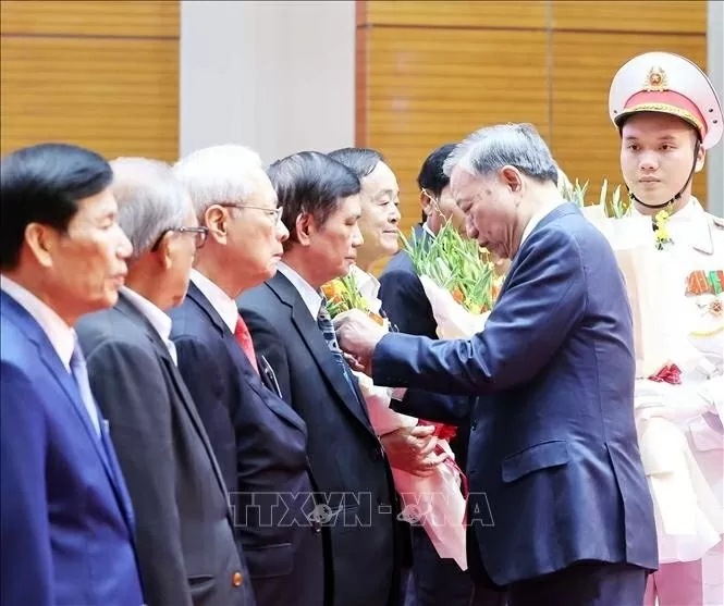 Party General Secretary To Lam treasures veteran revolutionaries’ contributions to national development
