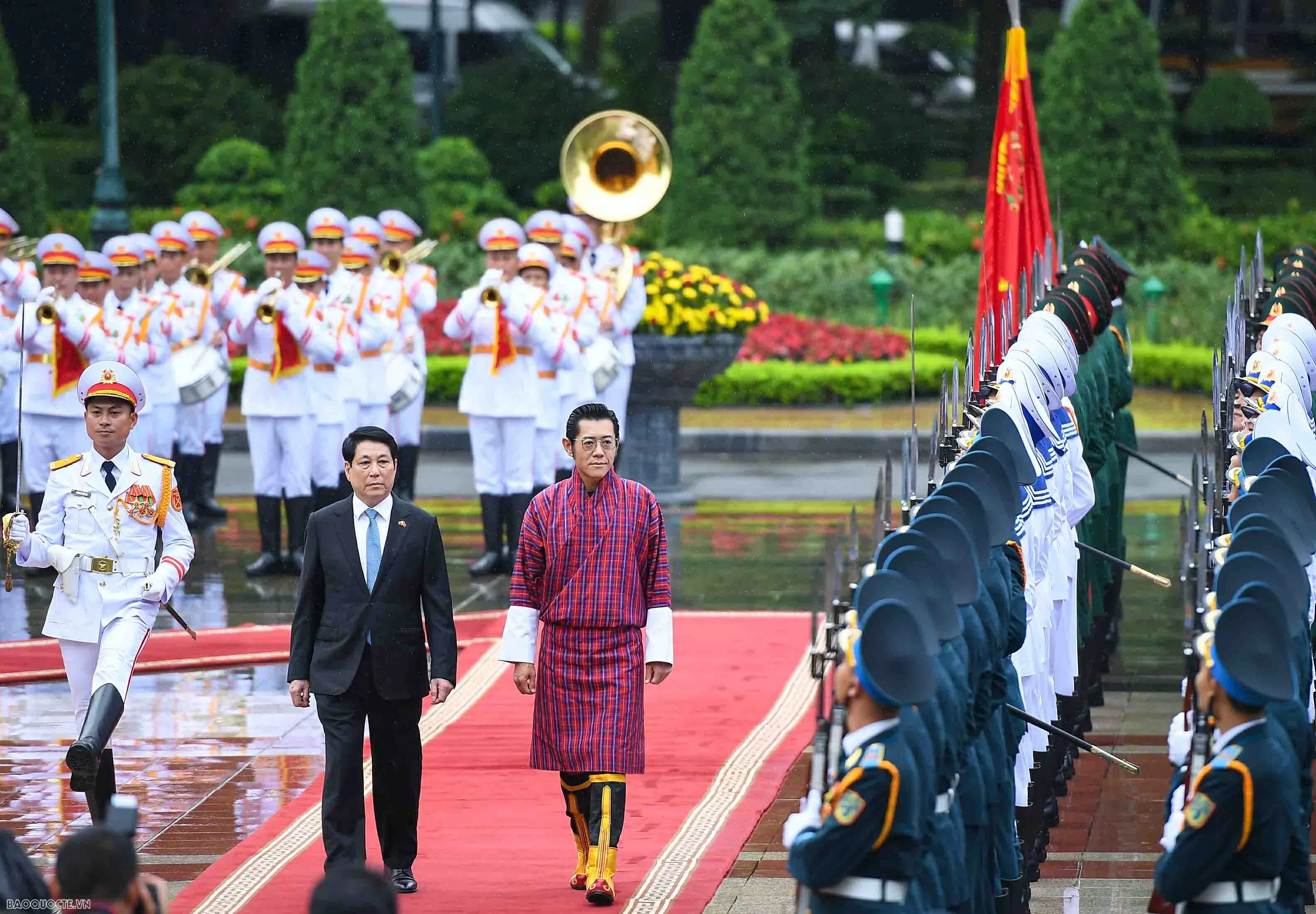 President Luong Cuong hosts welcome ceremony for Bhutanese King
