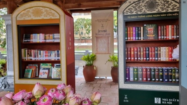 Hanoi launches Van Mieu-Quoc Tu Giam reading space