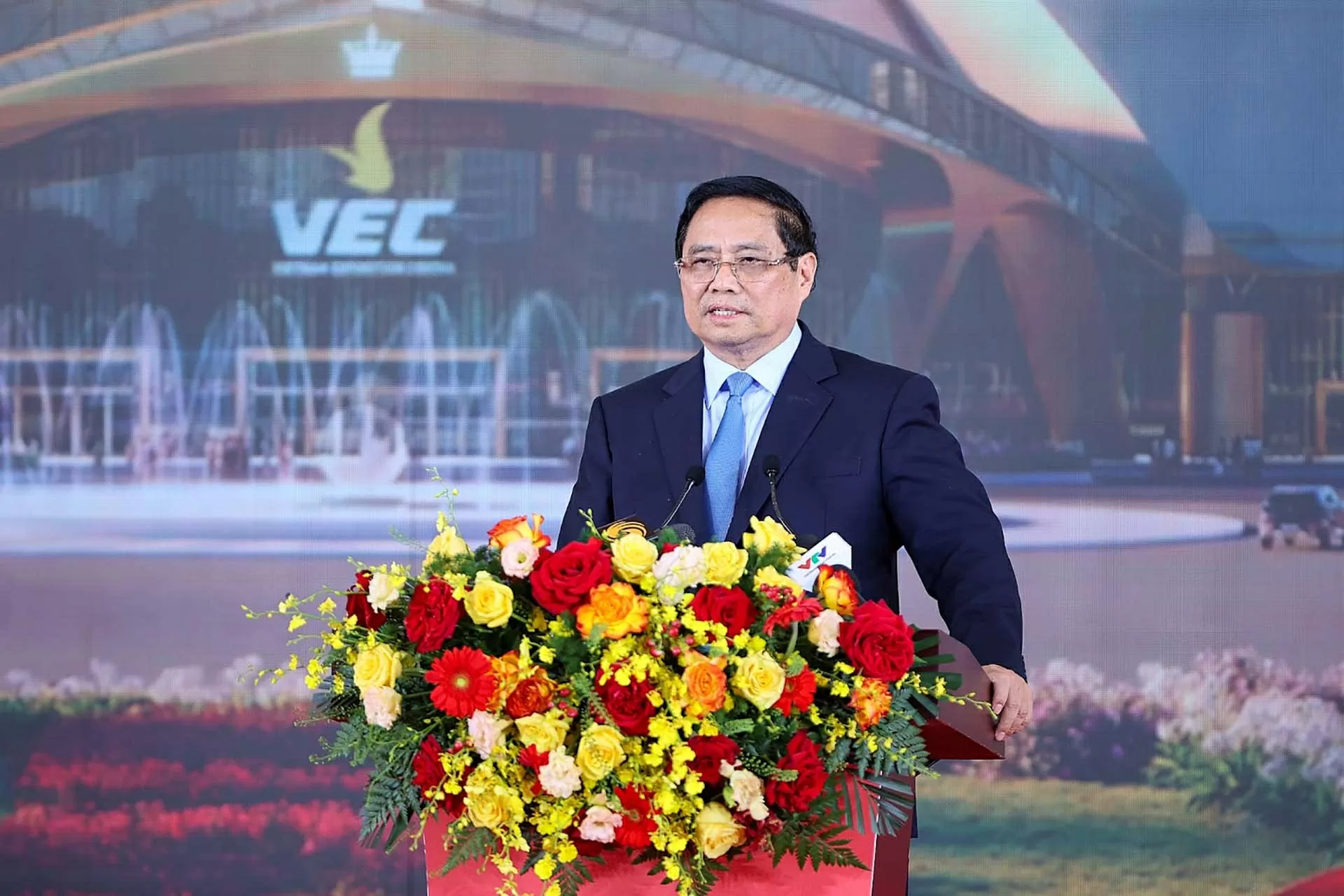 Thủ tướng Phạm Minh Chính phát biểu tại lễ khánh thành, khởi công 250 công trình, dự án chào mừng kỷ niệm 80 năm Quốc khánh. (Nguồn: VGP)