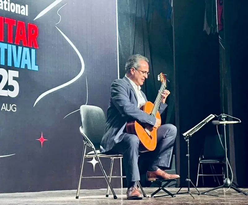 Guitarist Maestro Mauricio: “Proud to be a part of the Vietnam-Mexico friendship connection”