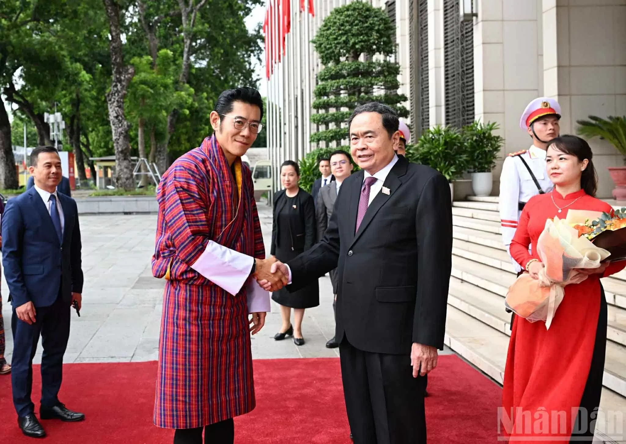 NA Chairman Tran Thanh Man meets with King of Bhutan