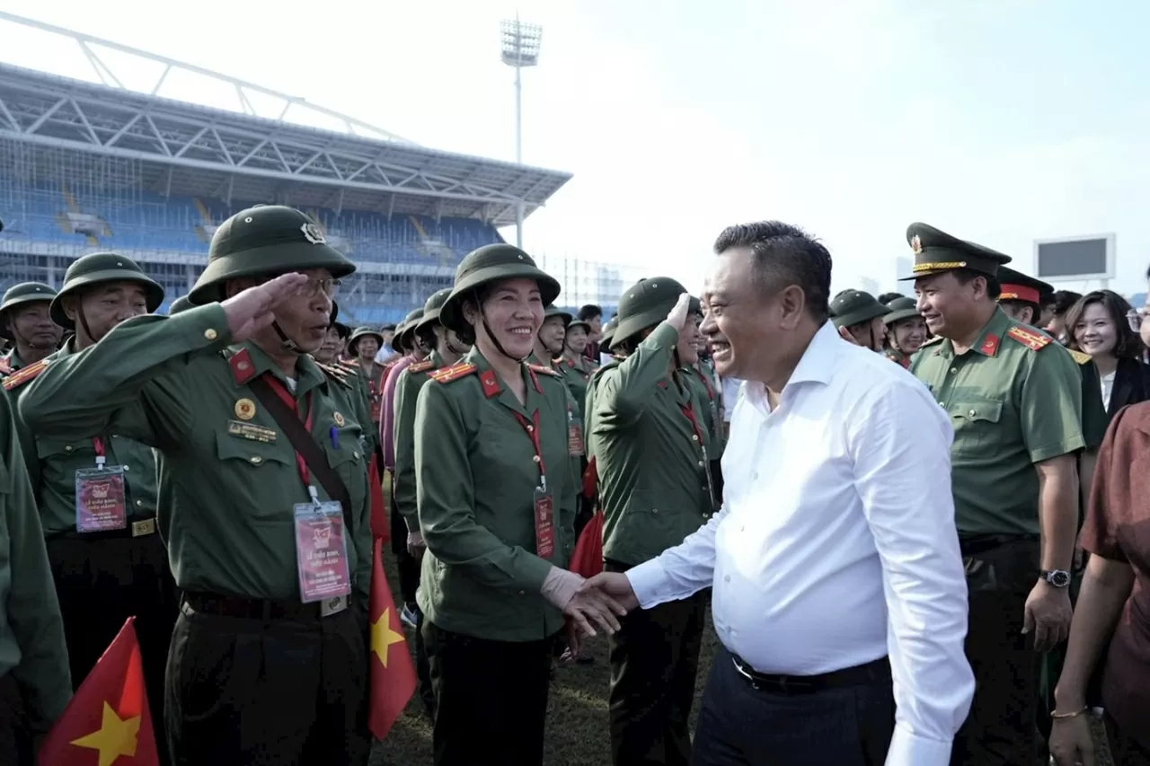 80 years of National Day: Hanoi Chairman Tran Sy Thanh visits units preparing for parade