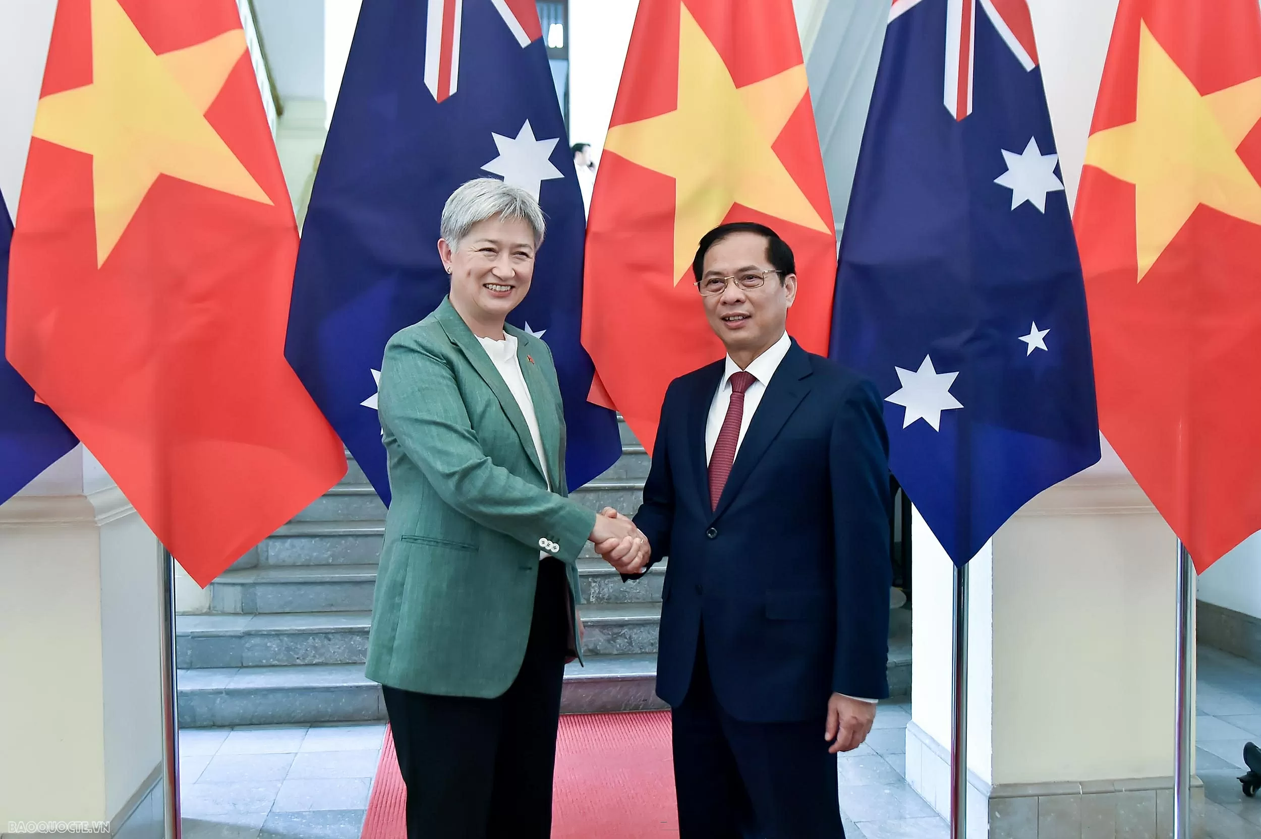 Deputy PM, FM Bui Thanh Son, Australian FM Penny Wong co-chair 7th Foreign Ministers Meeting in Hanoi
