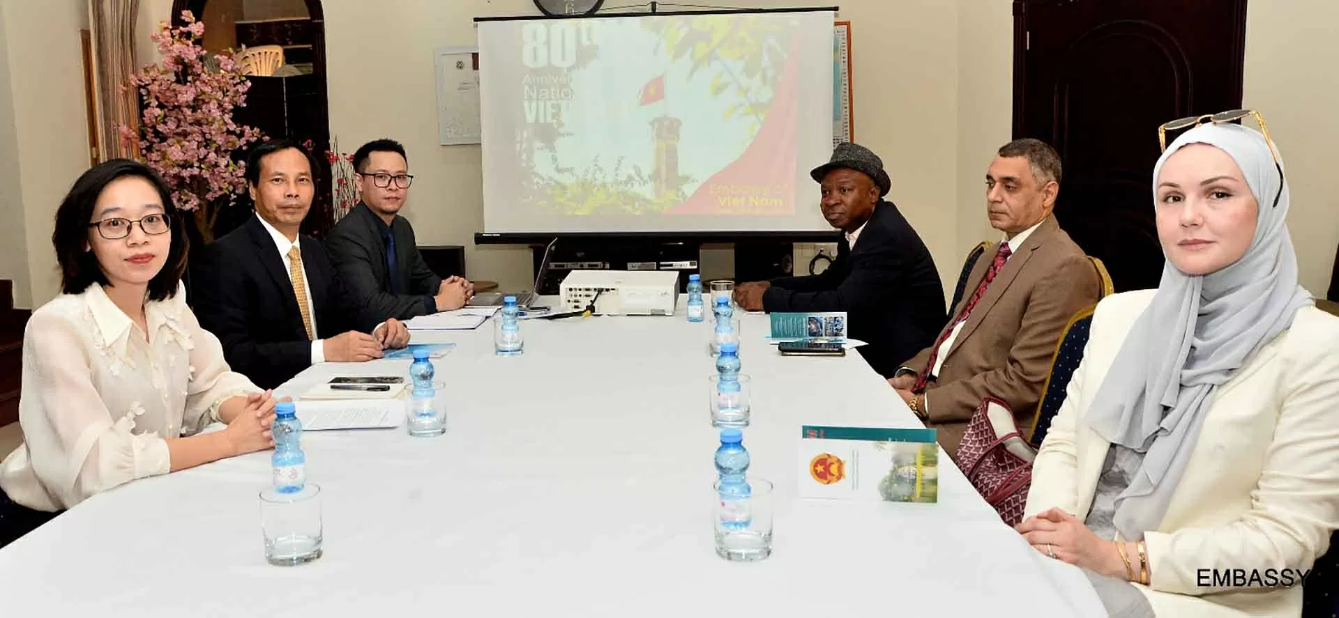 Vietnamese Ambassador to Qatar meets the press on the occasion of the 80th anniversary of the August Revolution and National Day on September 2