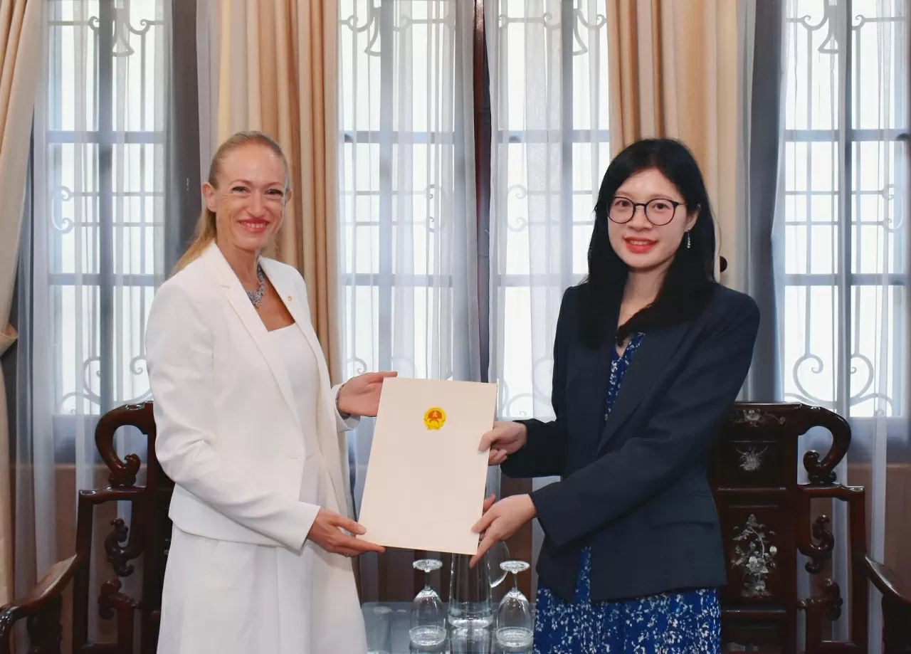 Consular acceptance granted to new Italian Consul General in Ho Chi Minh City