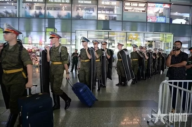 Russian military contingent arrives in Hanoi to take part in Vietnam's 80th National Day parade