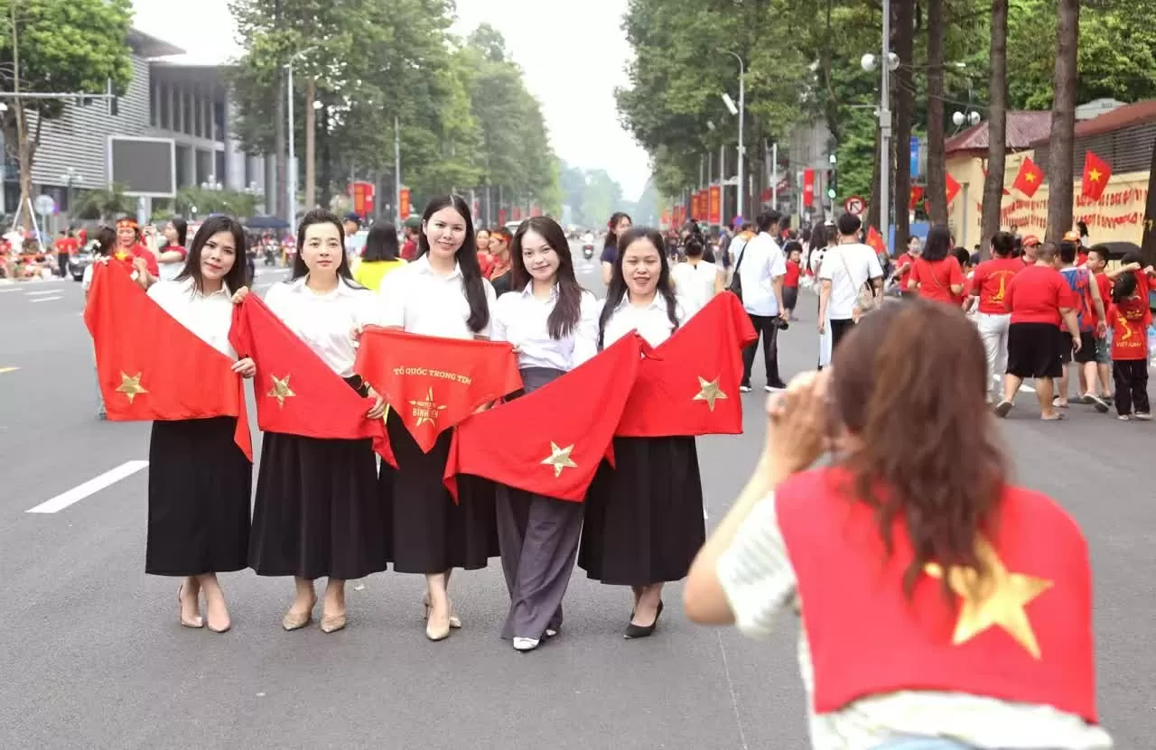 80 Years of National Day: Honouring patriotism through small deeds 80 Years of National Day: Honouring patriotism through small deeds
