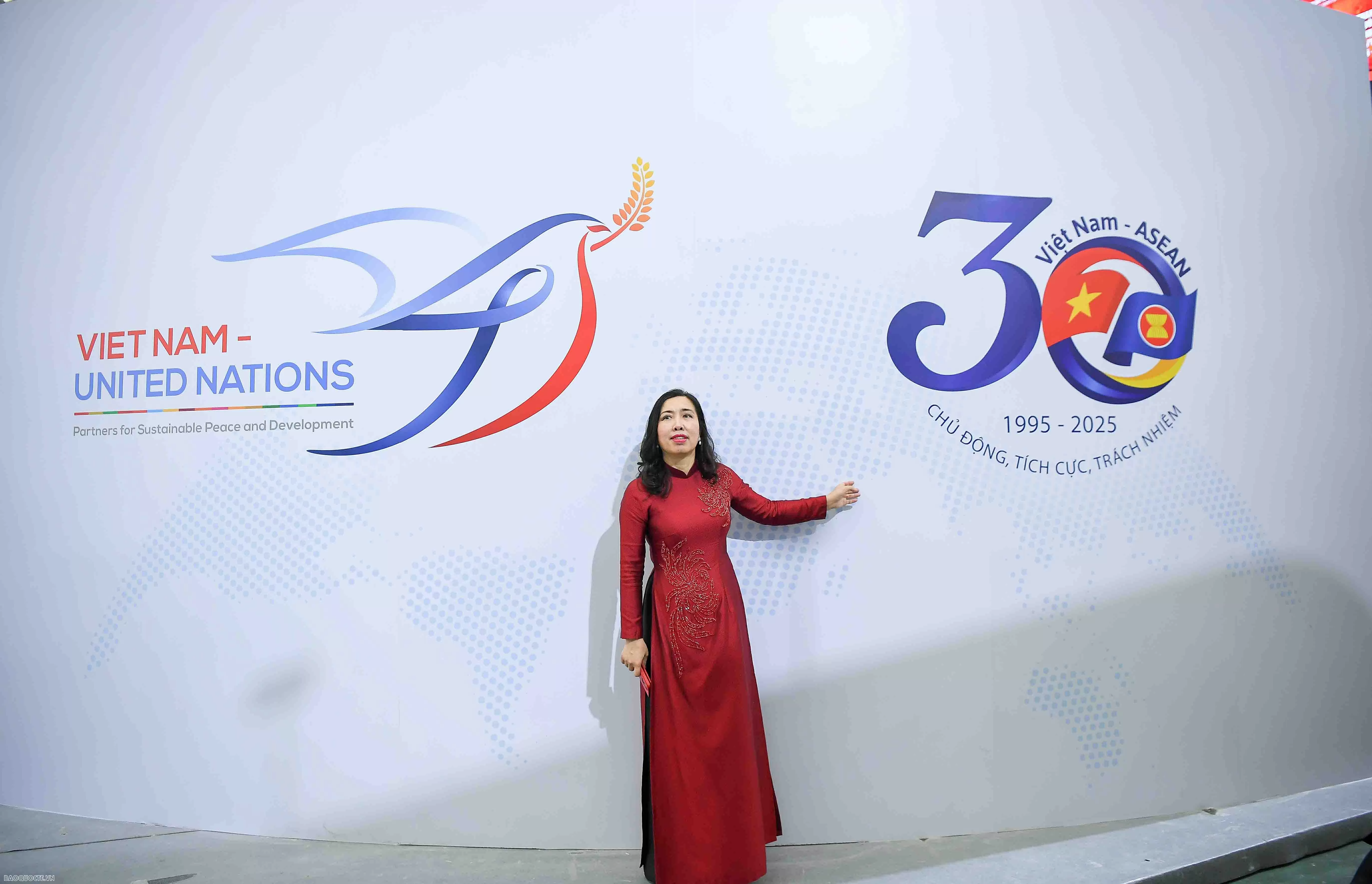 Many diplomatic documents unveiled for the first time at the exhibition on 80 years of national achievements 80 years of Vietnam's diplomacy: Many diplomatic documents will be unveiled for first time at National Achievements Exhibition