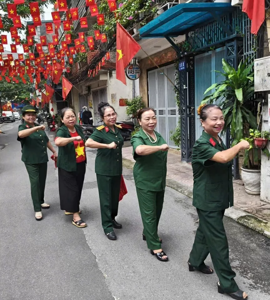 Capturing memorable moments ahead of National Day