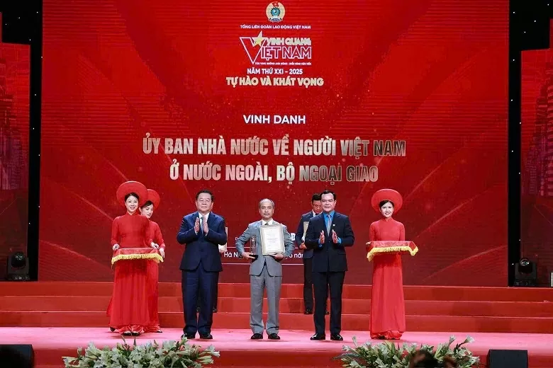 The journey of great national unity: Imprints of overseas Vietnamese in the new era The journey of great national unity: Imprints of overseas Vietnamese in the new era