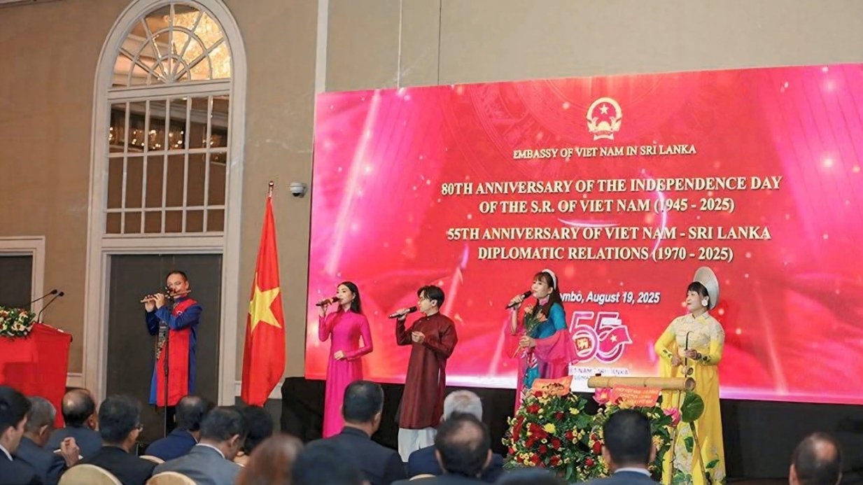 Cultural exchange and art erformance strengthen ties within the Vietnamese community in Sri Lanka