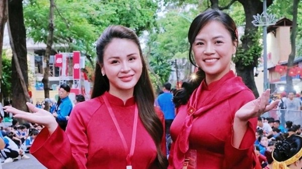 80 years of National Day: Actresses grace rehearsal parade in traditional Ao Dai