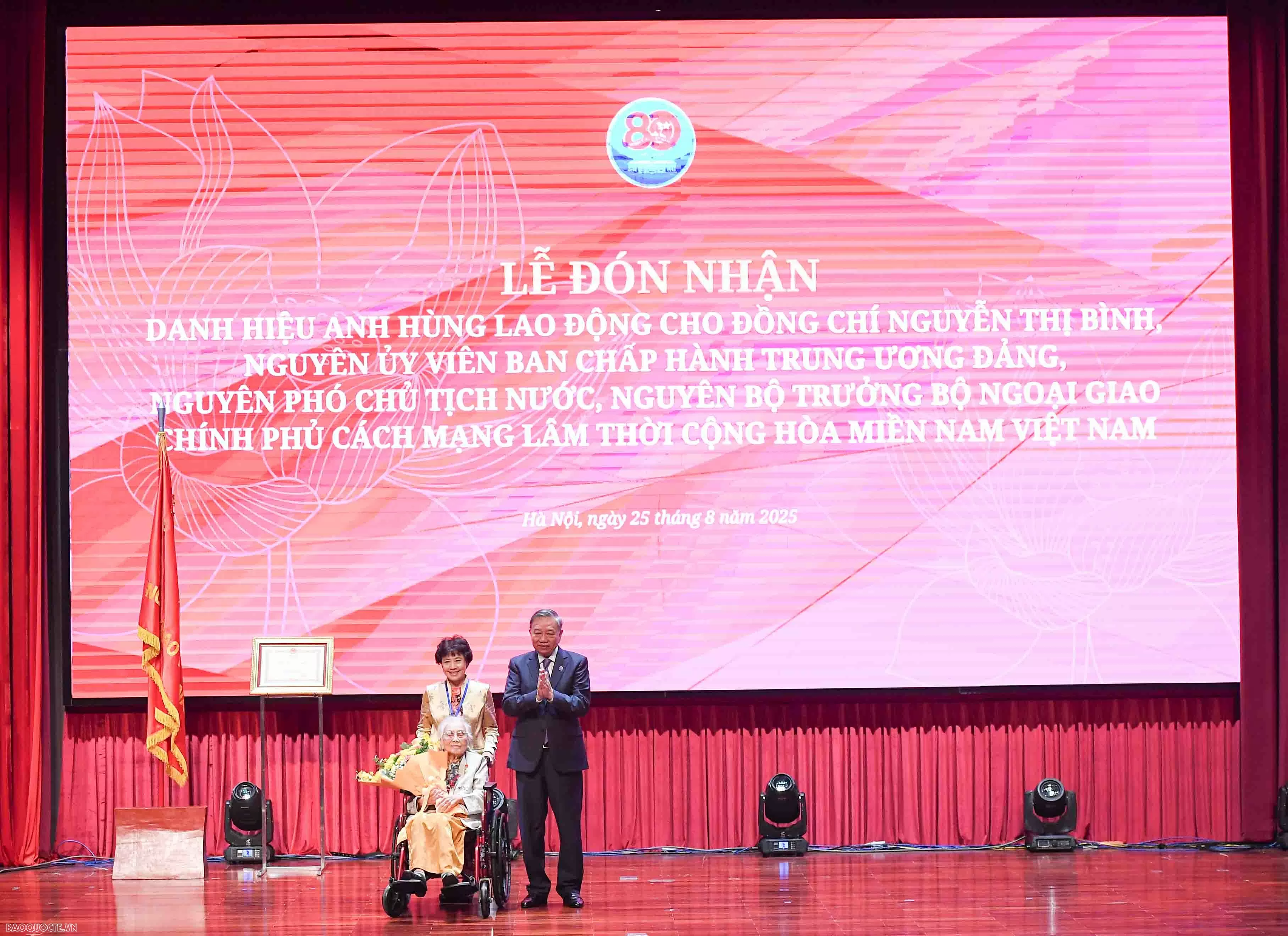 Former Vice President Nguyen Thi Binh conferred the title ‘Hero of Labour’