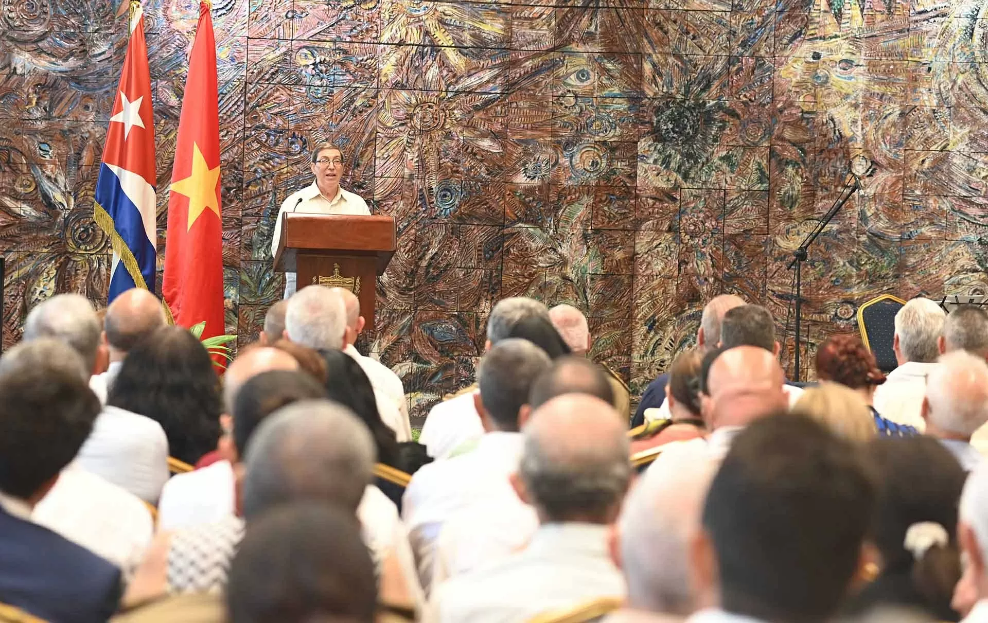 Celebrating 80 years of the August Revolution and National Day in Cuba: A vivid symbol of legendary solidarity