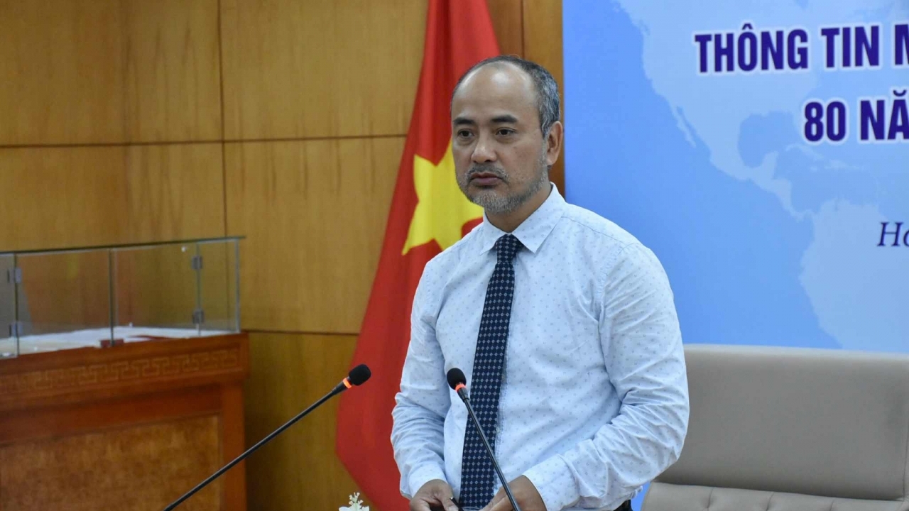 Connecting overseas Vietnamese in the new era: Potentials, challenges and strengths