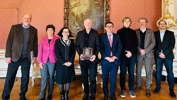 Science and technology diplomacy in the new era