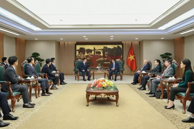 Prime Minister calls on Samsung Group to expand investment in Vietnam Prime Minister calls on Samsung Group to expand investment in Vietnam