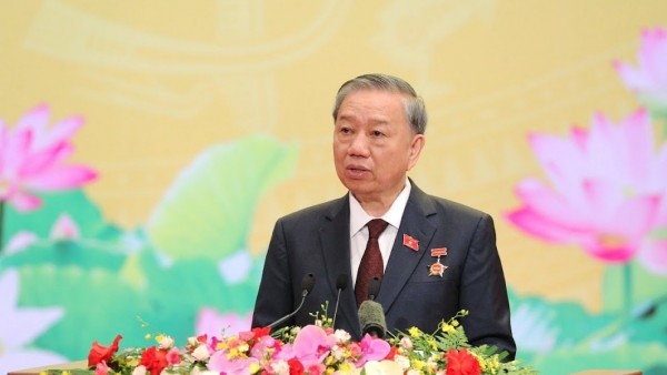 Party General Secretary To Lam meets with generations of NA deputies