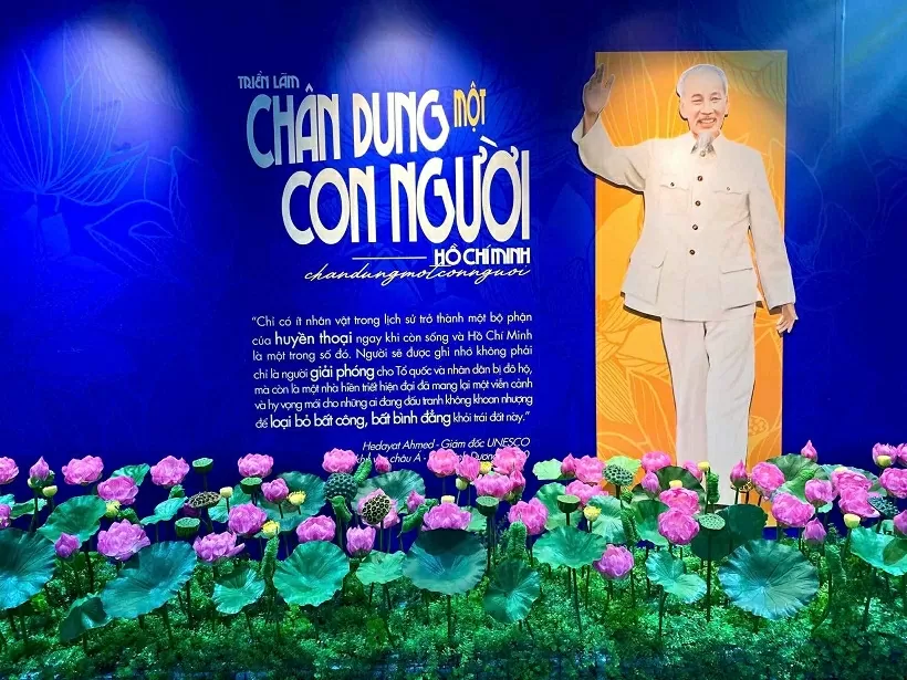 Highlighting special exhibition space “Ho Chi Minh - Portrait of a Man” at the National Exhibition Centre in Hanoi Highlighting special exhibition space “Ho Chi Minh - Portrait of a Man” at the National Exhibition Centre in Hanoi