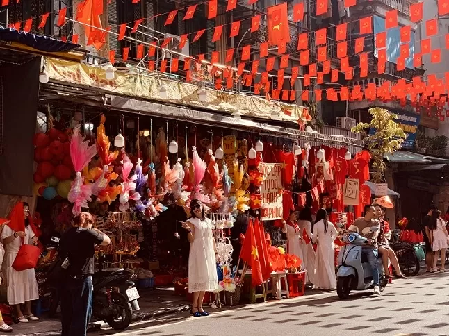 Hanoi celebrates joyful days leading up to National Day