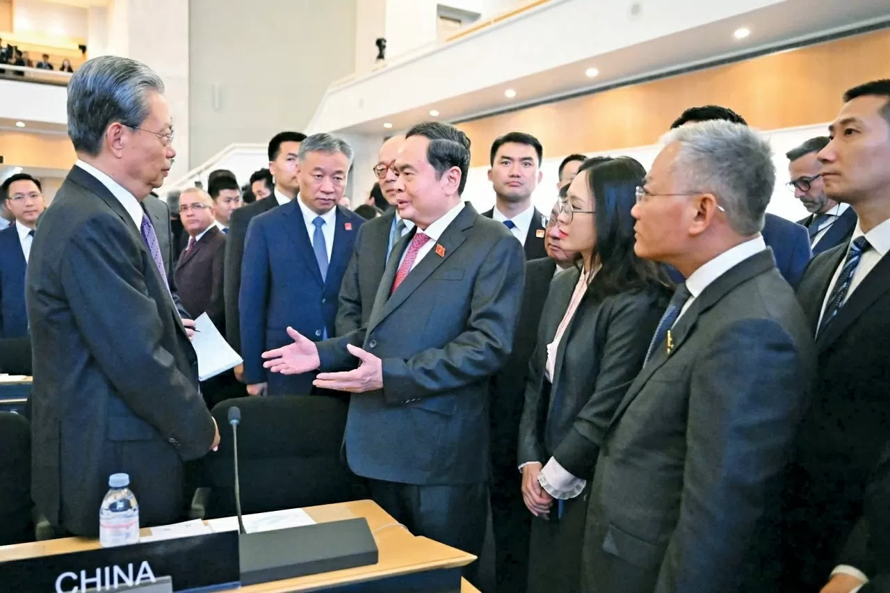 China's NPC Chairman Zhao Leji visits Vietnam, highlighting comprehensive strategic cooperative partnership: Ambassador