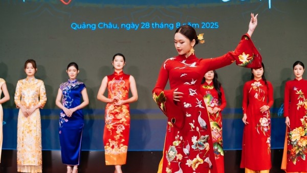 Vietnamese Ao Dai meets Chinese Qipao in Guangzhou, China