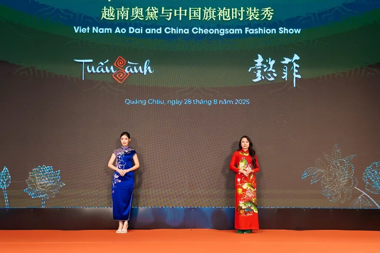 Vietnamese Ao Dai meets Chinese Qipao in Guangzhou, China