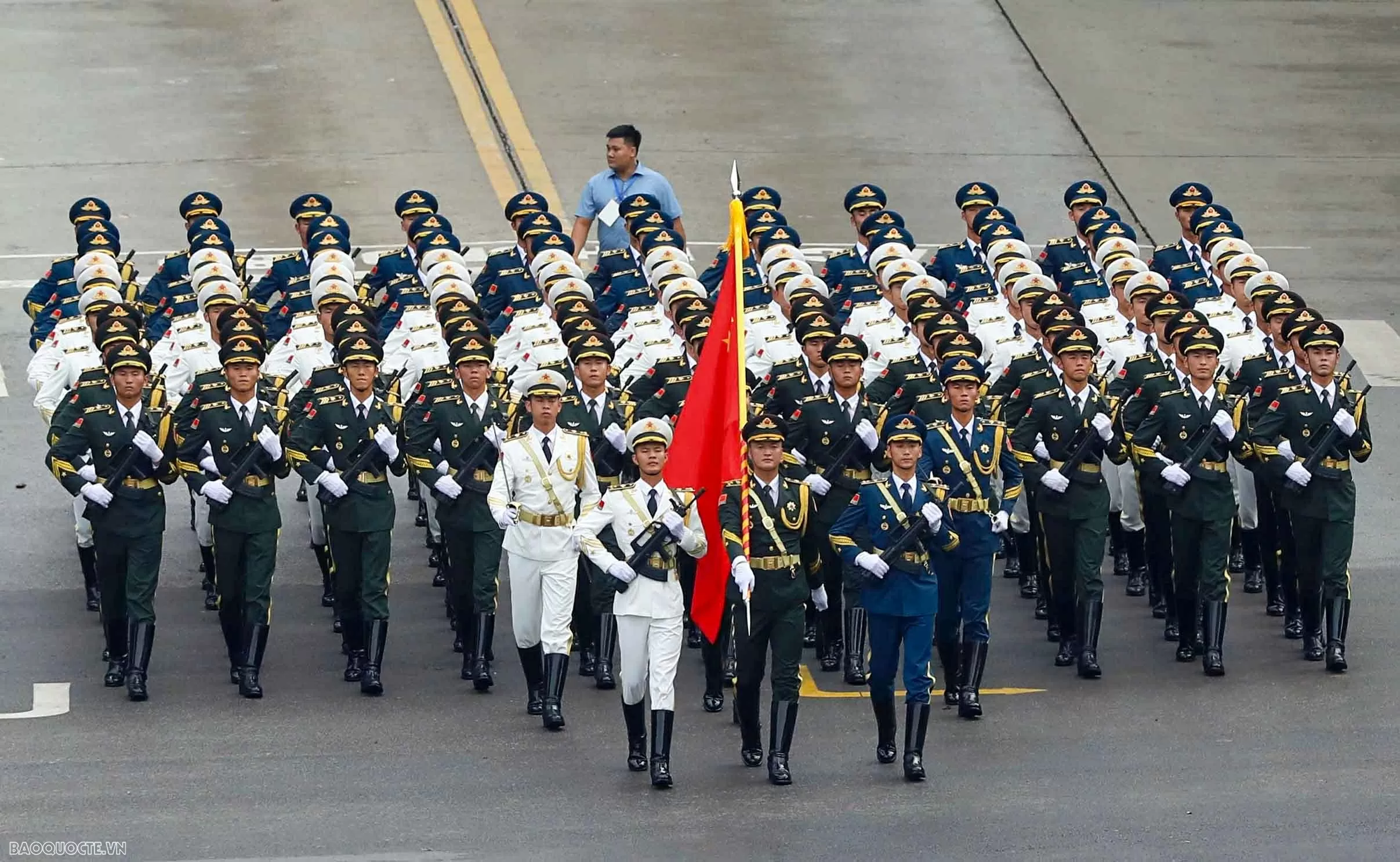Observing Chinese, Russian, Laotian, and Cambodian soldiers at National Day parade rehearsal