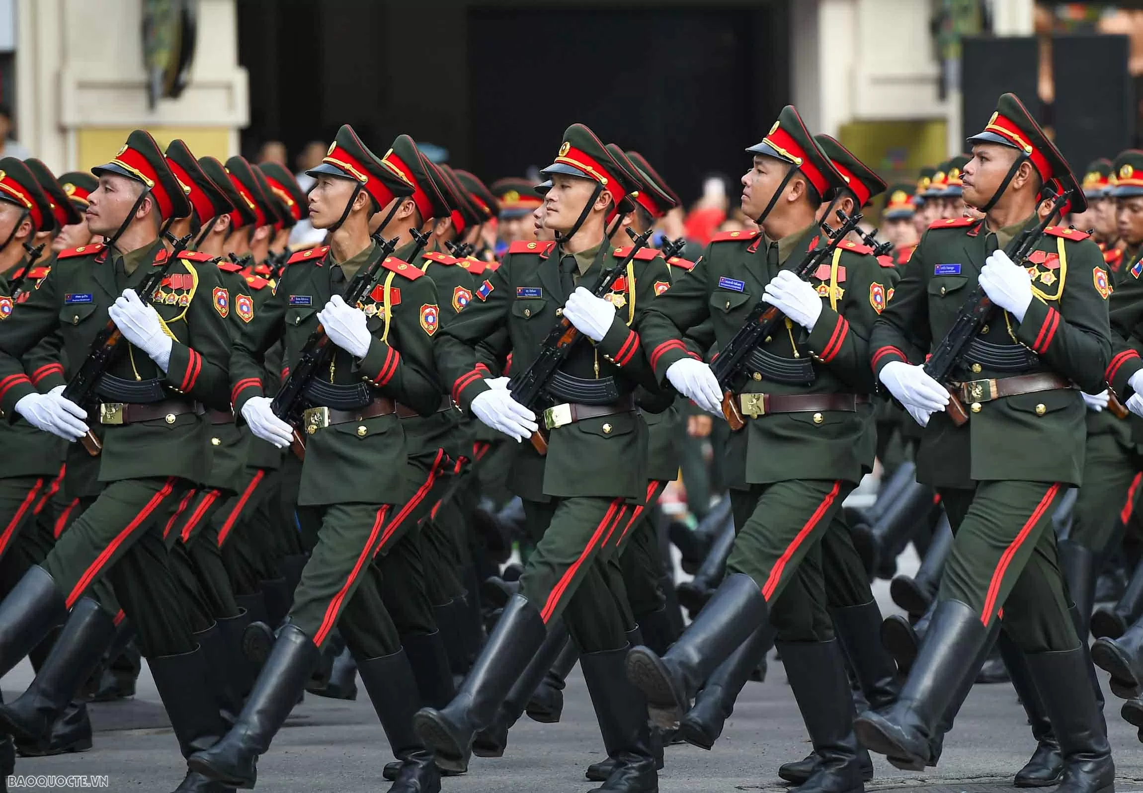 Observing Chinese, Russian, Laotian, and Cambodian soldiers at National Day parade rehearsal
