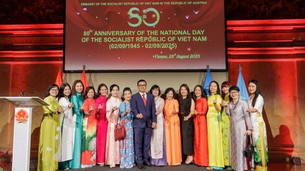 80 years of National Day:  Austria celebration marks with a burst of colours, sounds, and culture