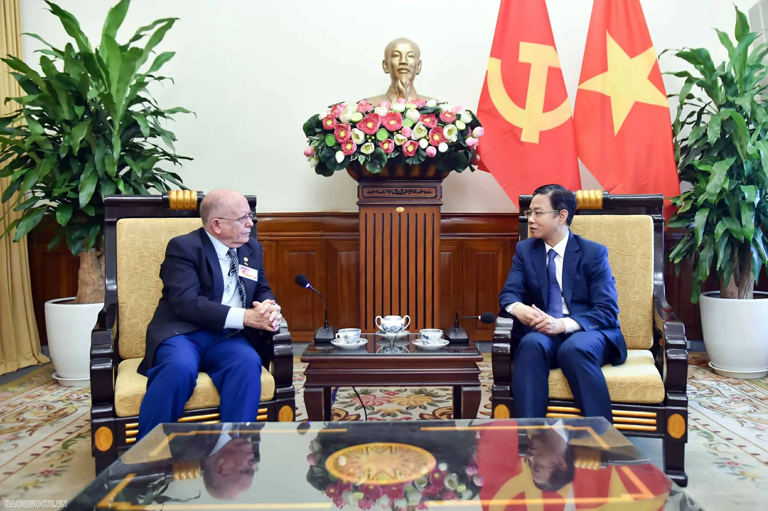 Deputy FM Ngo Le Van receives delegation from Communist Party of Brazil (PCdoB) Deputy FM Ngo Le Van receives delegation from Communist Party of Brazil (PCdoB)