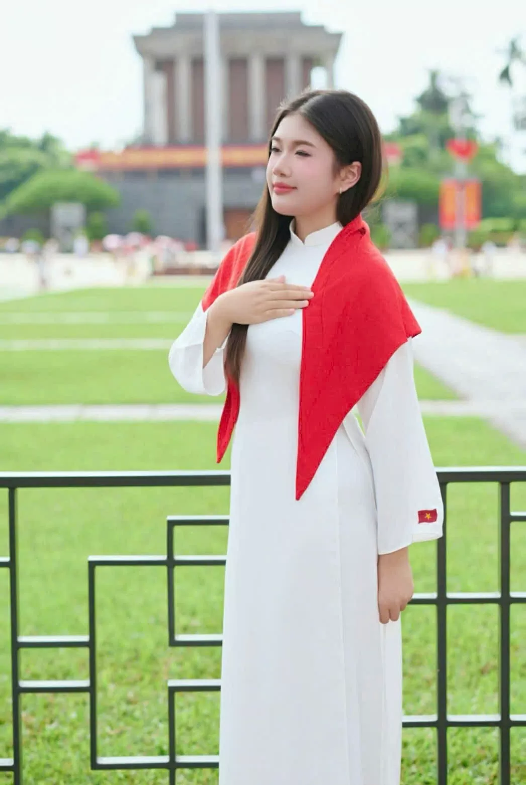 Citizens proudly celebrate the A80 National Day Grand Ceremony