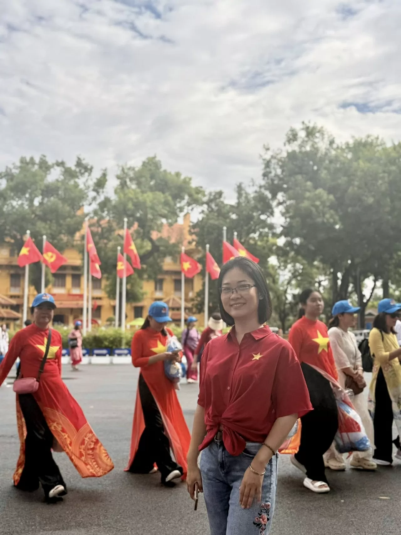 Citizens proudly celebrate the A80 National Day Grand Ceremony