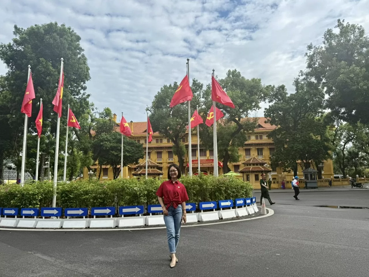 Citizens proudly celebrate the A80 National Day Grand Ceremony