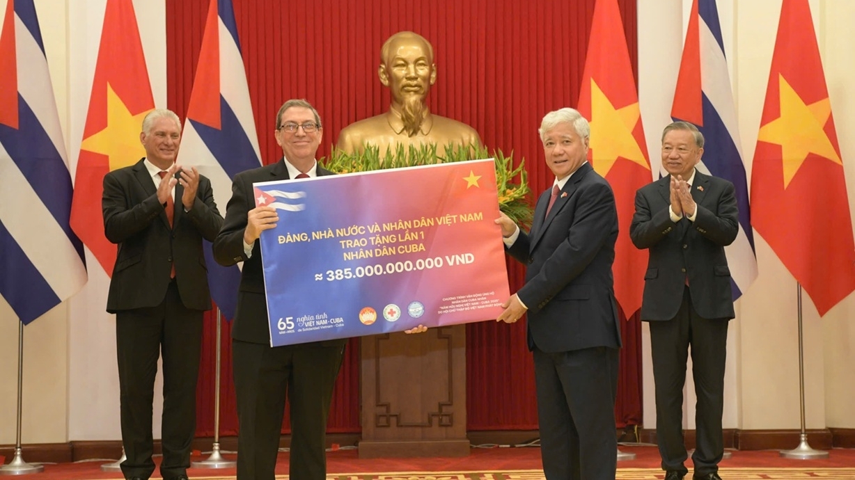 MB accompanies and spreads the Vietnam-Cuba Friendship