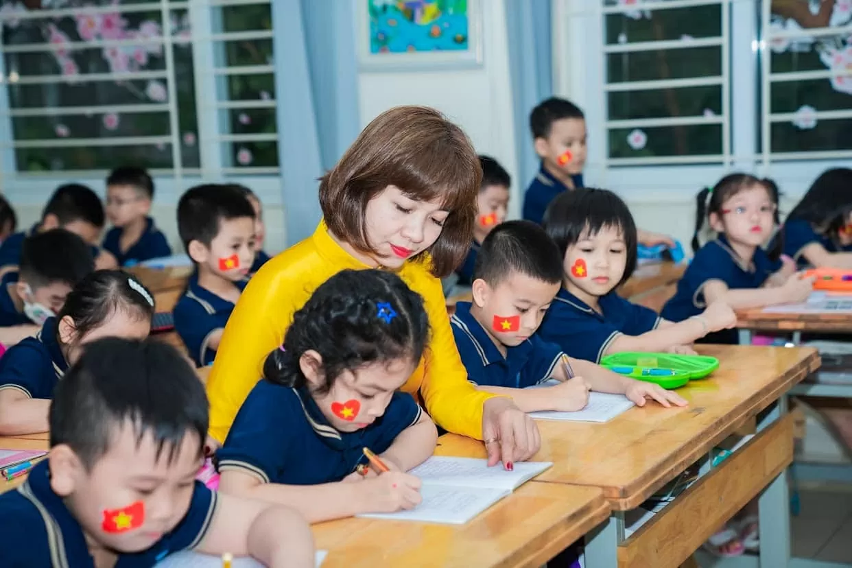 New academic year begins with aspiration to elevate education to international standards