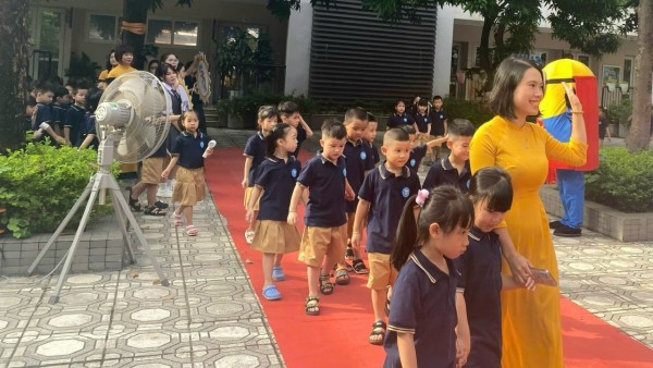 New academic year begins with aspiration to elevate education to international standards