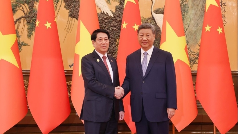 President Luong Cuong holds talks with General Secretary, President of China Xi Jinping in Beijing