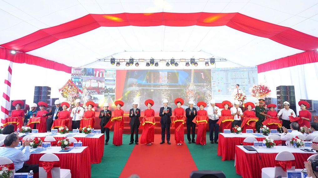 Integration of Unit 1 of Hoa Binh Hydropower Plant Expansion into the National Grid