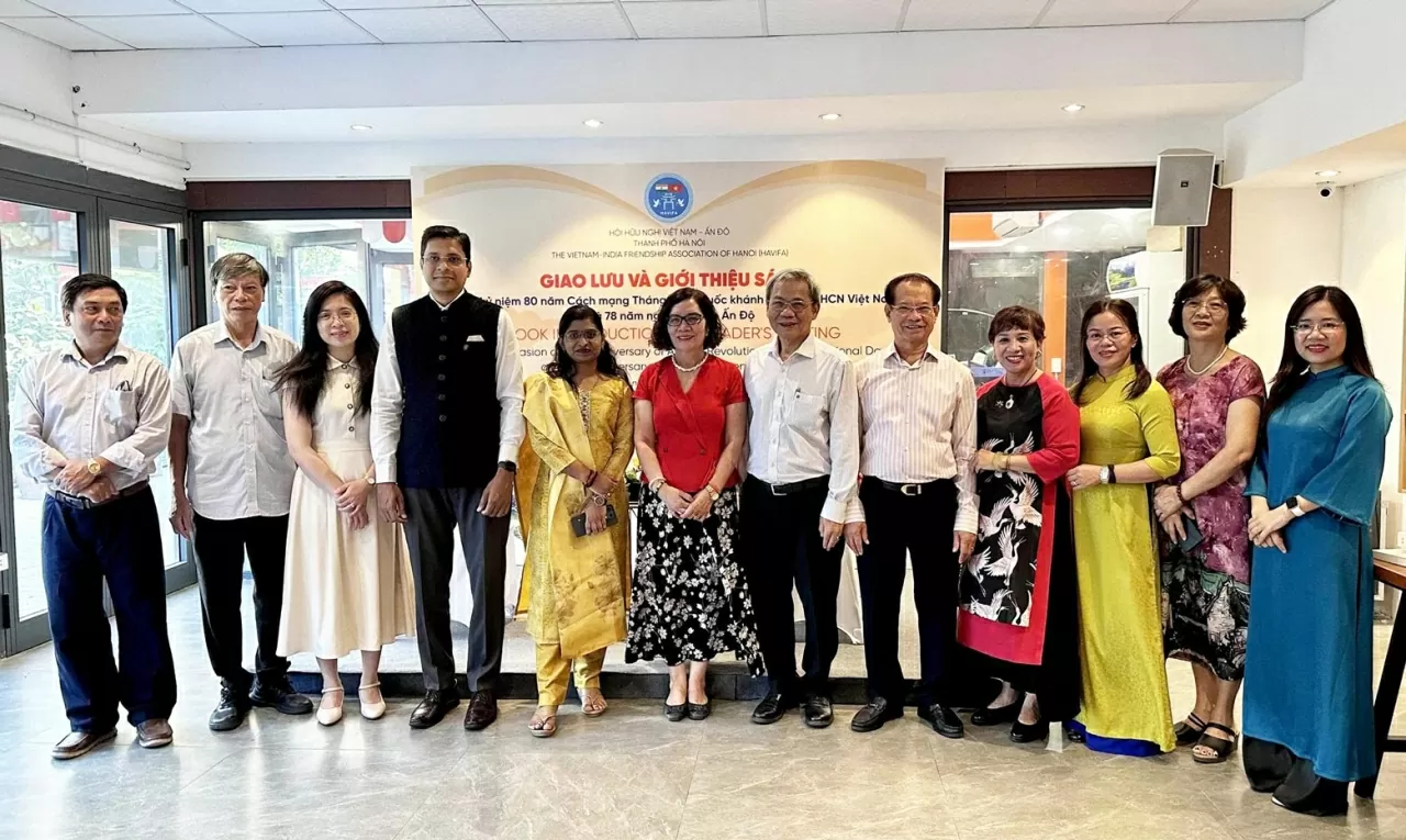 Book introduction heps spread intellectual heritage, strengthening Vietnam-India friendship